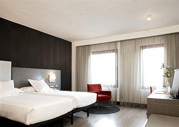 Exterior - Confortel Suites Madrid Exterior - Confortel Suites Madrid
