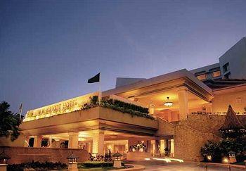Exterior - JW Marriott Hotel Mumbai Exterior - JW Marriott Hotel Mumbai