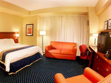 Courtyard by Marriott Isla Verde Beach Resort Courtyard by Marriott Isla Verde Beach Resort