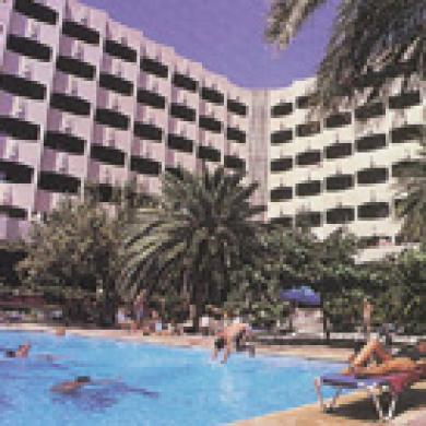Los Robles Los Robles