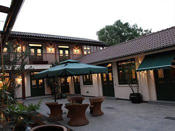 Exterior - Redwall Jingshan Garden Hotel Exterior - Redwall Jingshan Garden Hotel