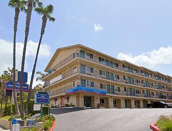 Exterior - Howard Johnson Inn San Diego Hotel Circle Exterior - Howard Johnson Inn San Diego Hotel Circle
