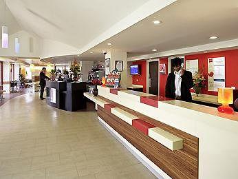 Exterior - Ibis London Luton Airport Exterior - Ibis London Luton Airport