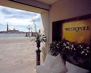 Exterior - Hotel Metropole Exterior - Hotel Metropole