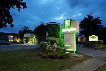 Exterior - Holiday Inn Basingstoke Exterior - Holiday Inn Basingstoke