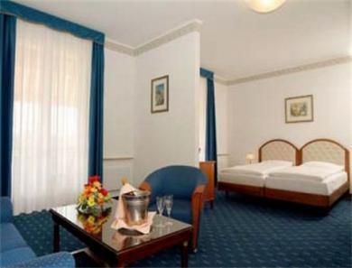 Ramada La Palma Au Lac Ramada La Palma Au Lac