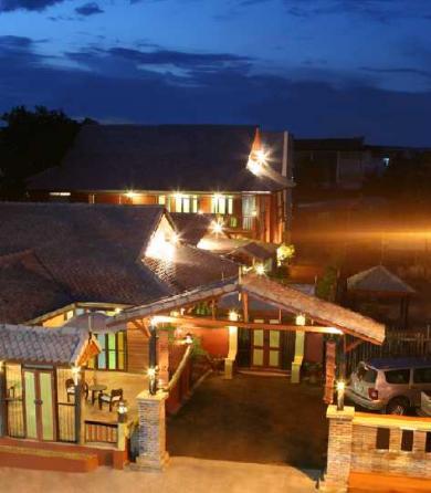 Buri Gallery House and Resort Buri Gallery House and Resort