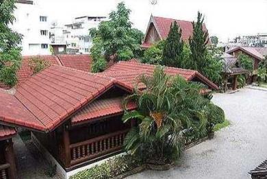 Baan Khun Yom Baan Khun Yom
