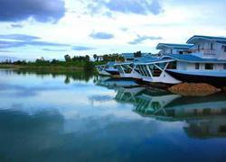 Blue Sapphire Golf Resort and Jewelry Blue Sapphire Golf Resort and Jewelry