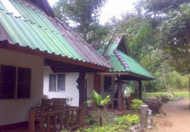 Tonsai Bay Resort Tonsai Bay Resort